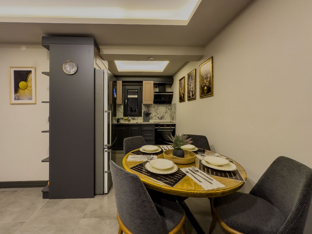 King Family Suite