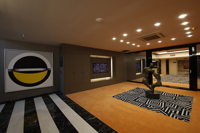 Modernity Hotel