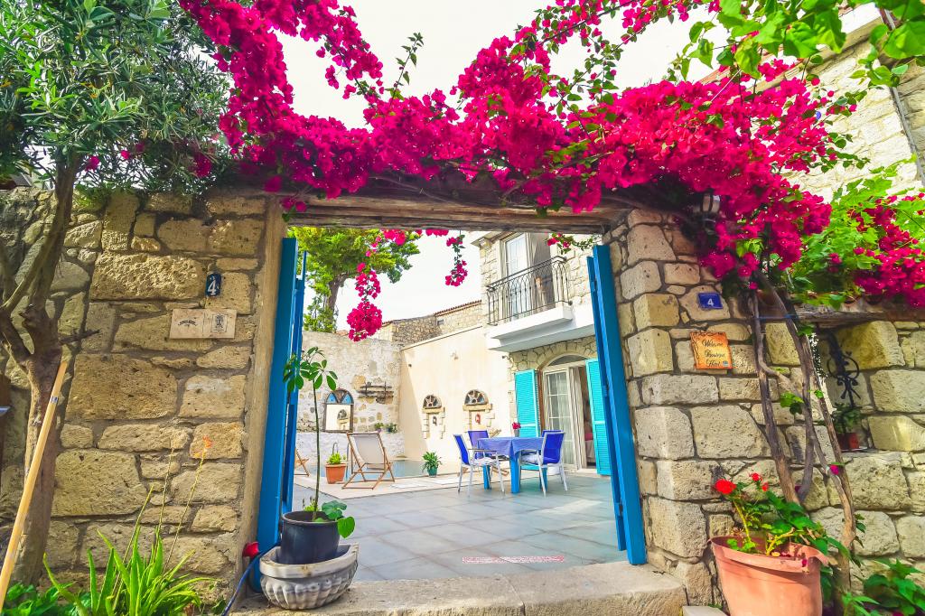 Asmalı Konak Alaçatı