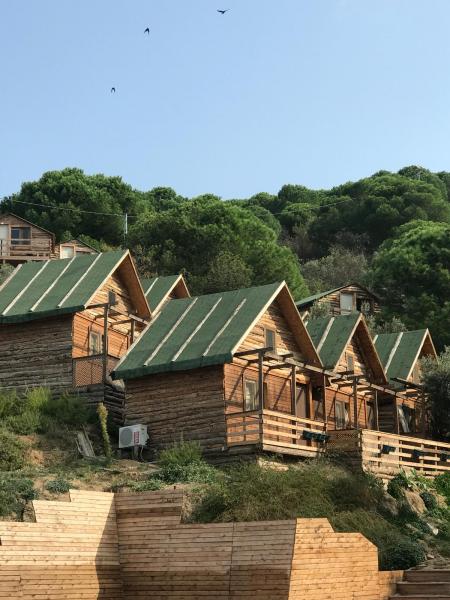 Ayanya Beach & Bungalows