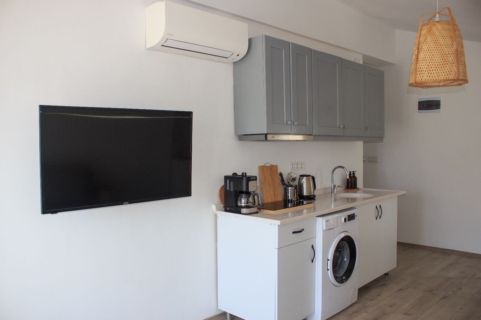 Aloha Suites Mediterranean · 56