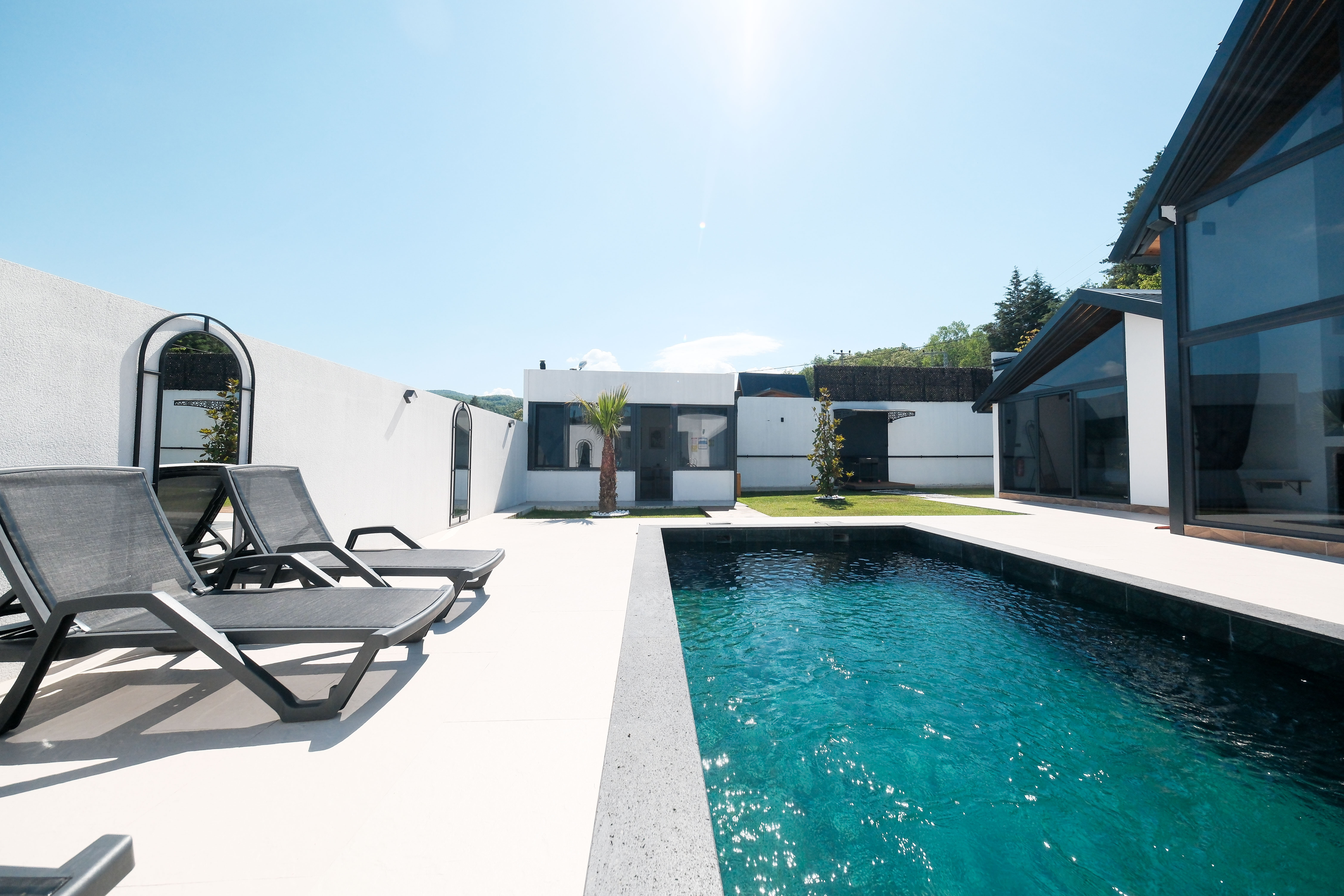 Vina Villa ( 1,2 ) Isıtmalı Havuz, Jakuzi