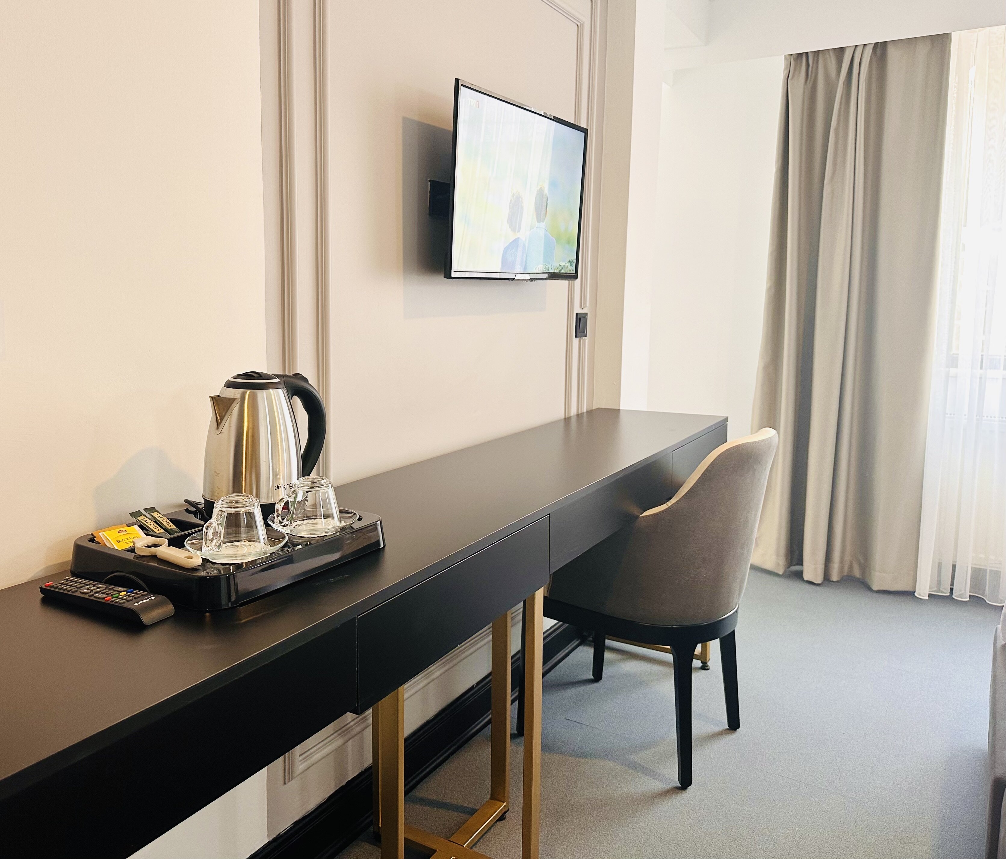 Bless You Hotel · 12