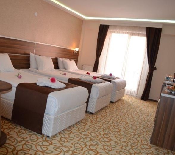Perama Hotel  21
