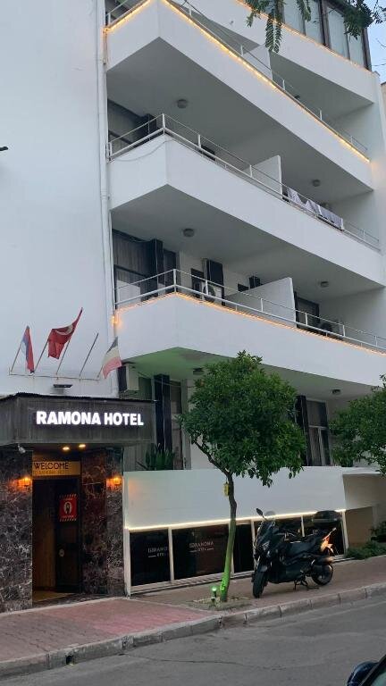 Ramona Kale Hotel