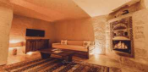 Deluxe Cave Suite (Şömineli) Görseli