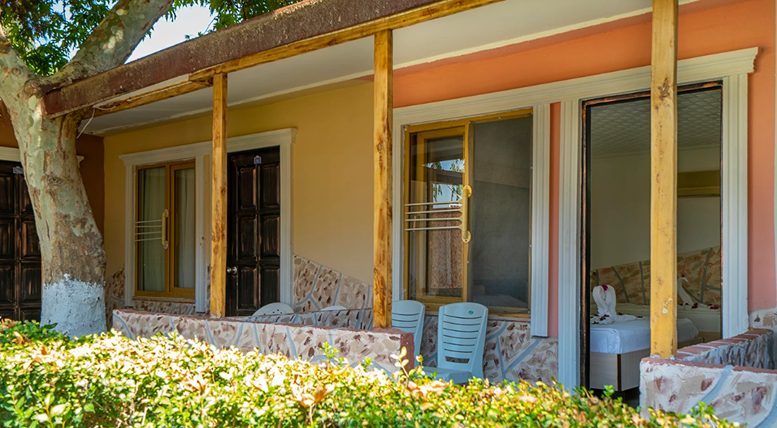 Bahçe Manz.Club Ranzalı Oda