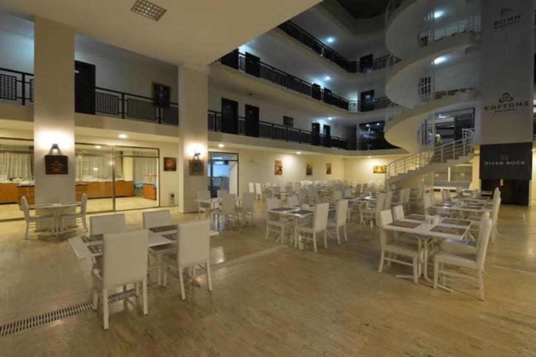 Kaftans City Hotel By Rrhr