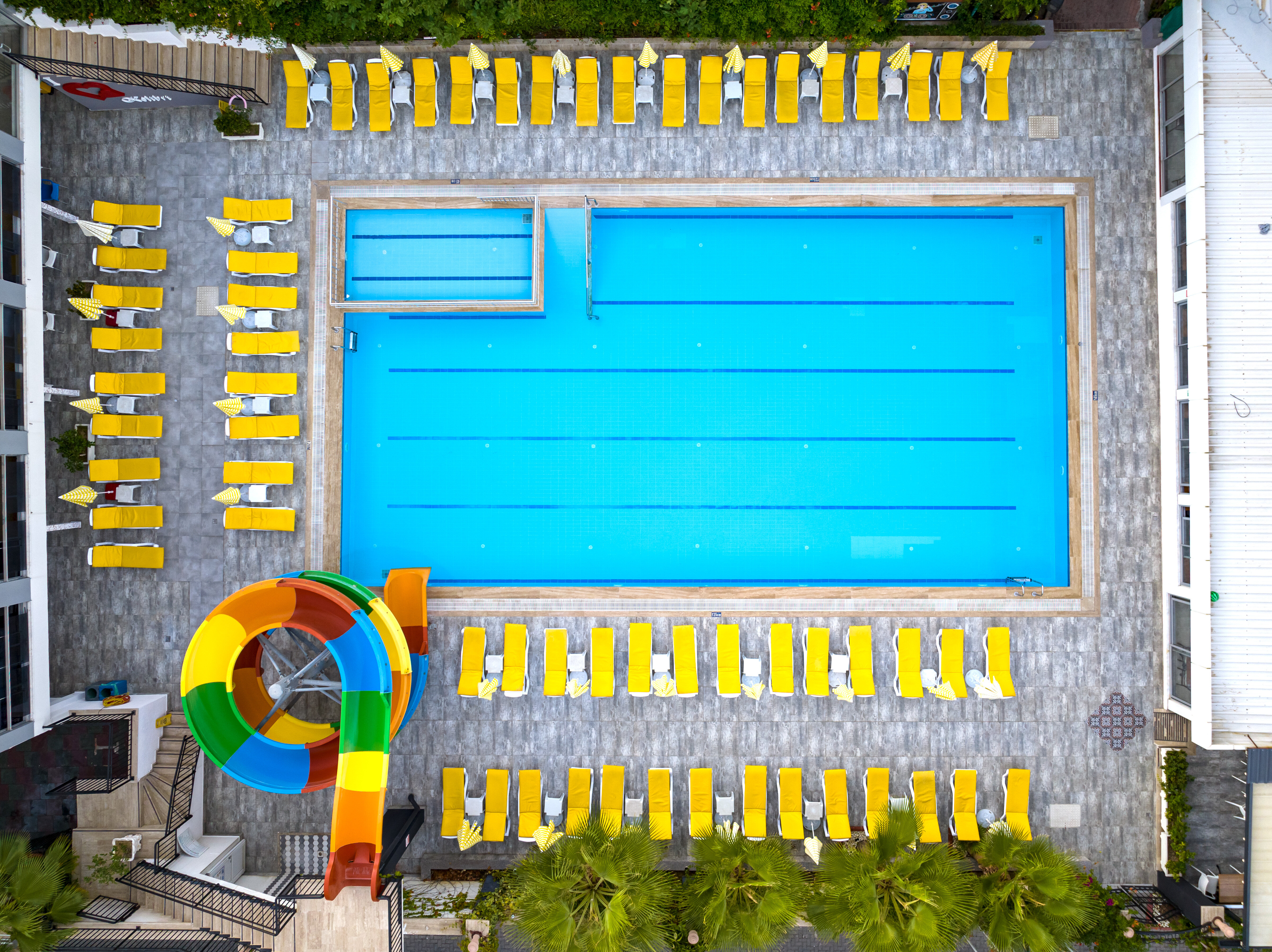 Kolibri Hotel · 12