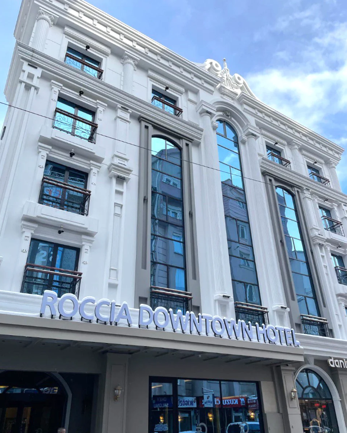 Roccia Downtown Hotel