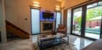 Villa ( Bahçede Özel Isıtmalı Havuz ) Görseli