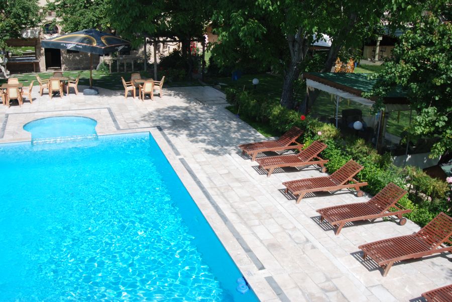 Melis Cave Hotel