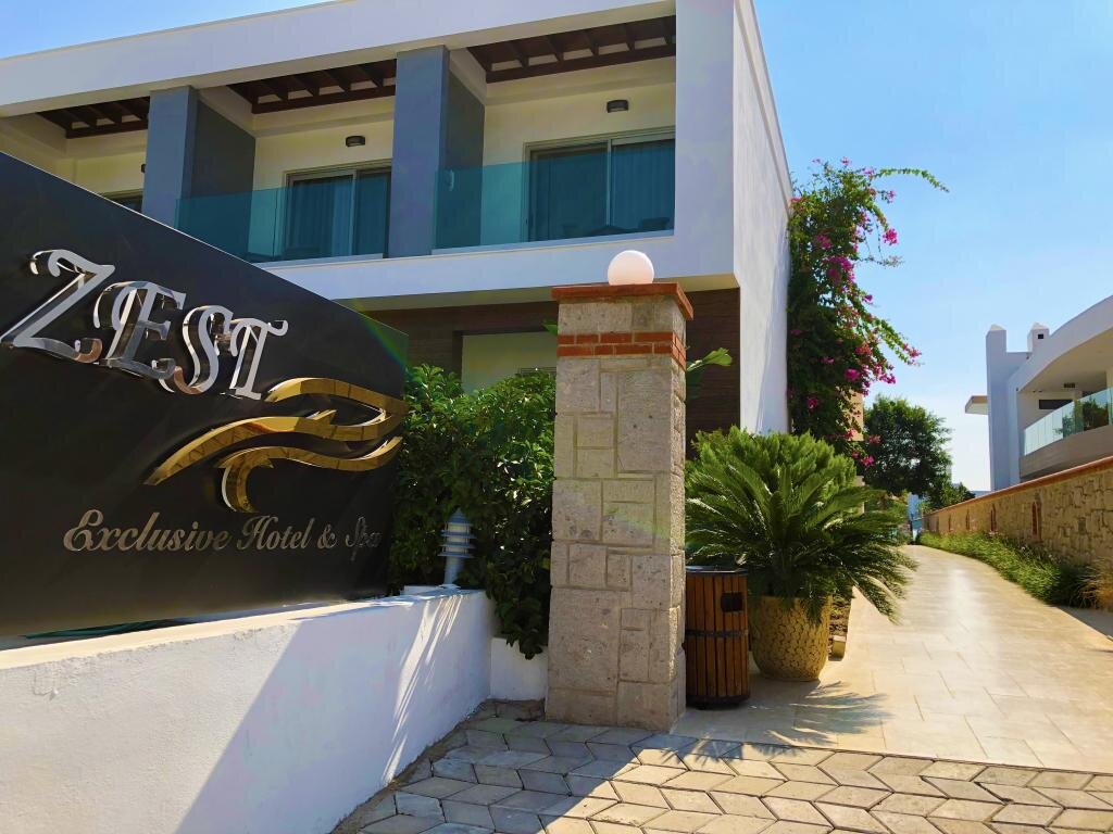 Zest Exclusive Hotel · 12