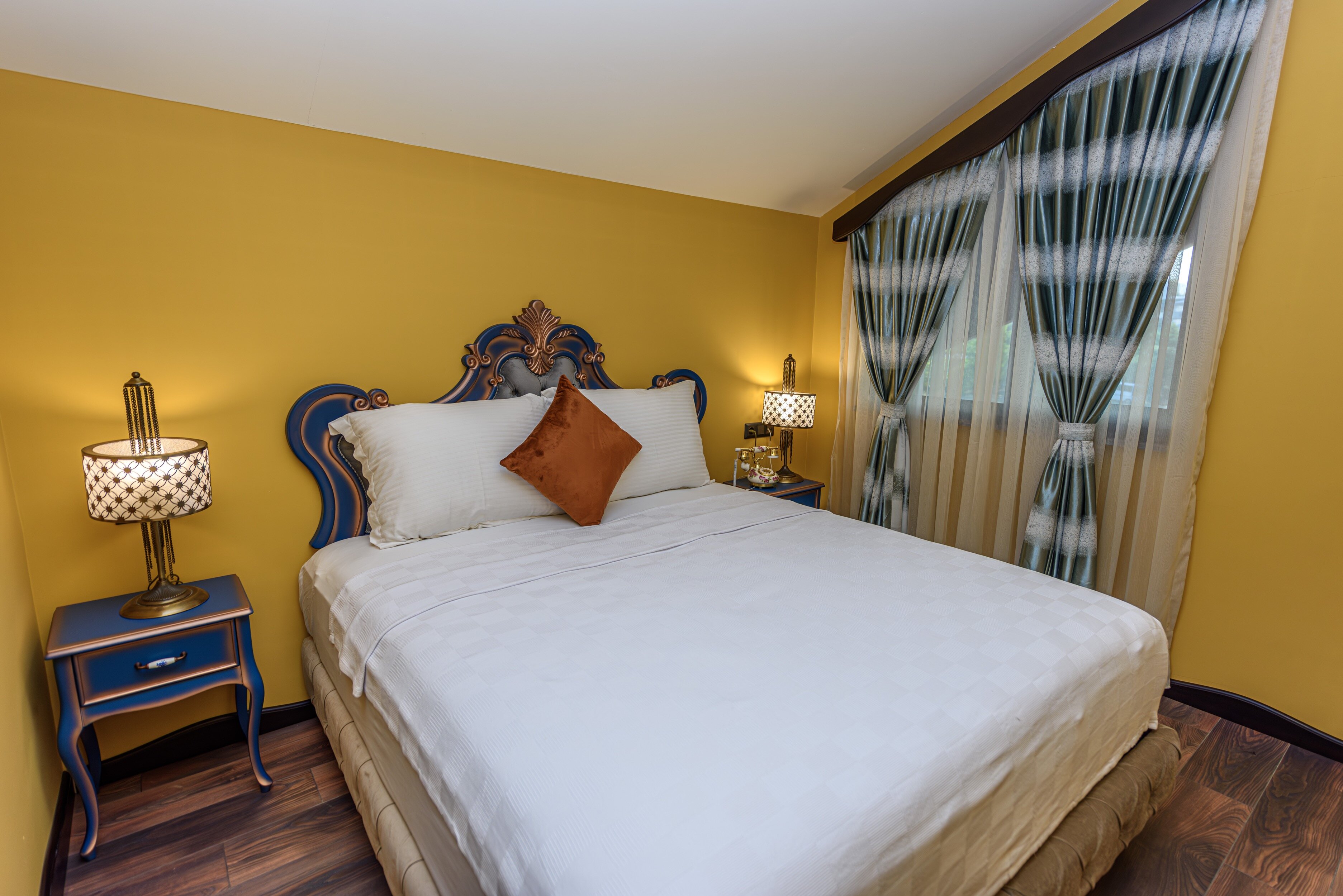 Tok Epik Hotel · 16