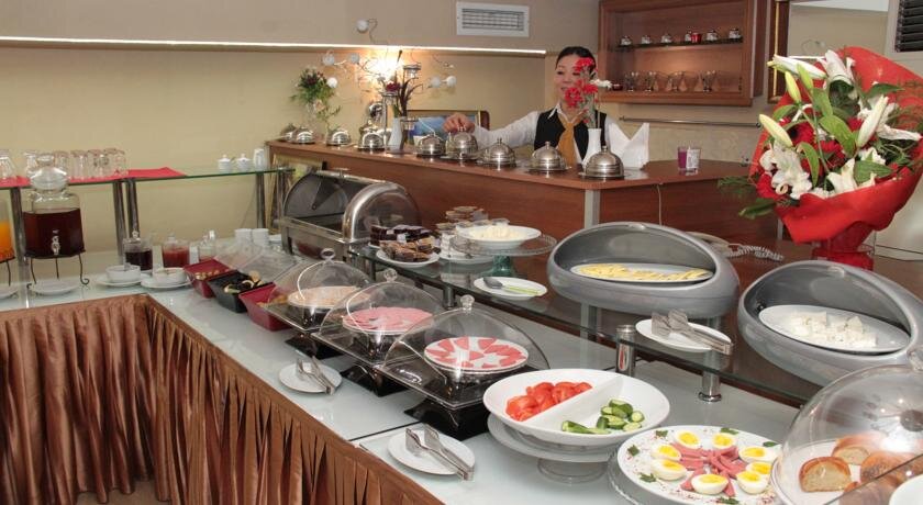 BC Burhan Cacan Hotel & Spa & Cafe · 9