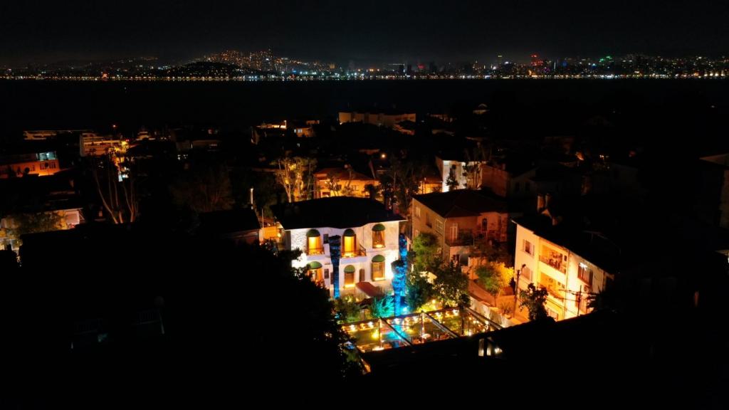 No2 Hotel By Şükrü Büyükada