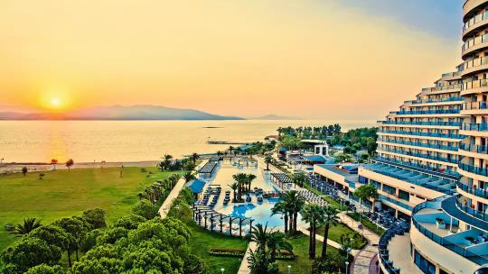 Venosa Beach Resort & Spa