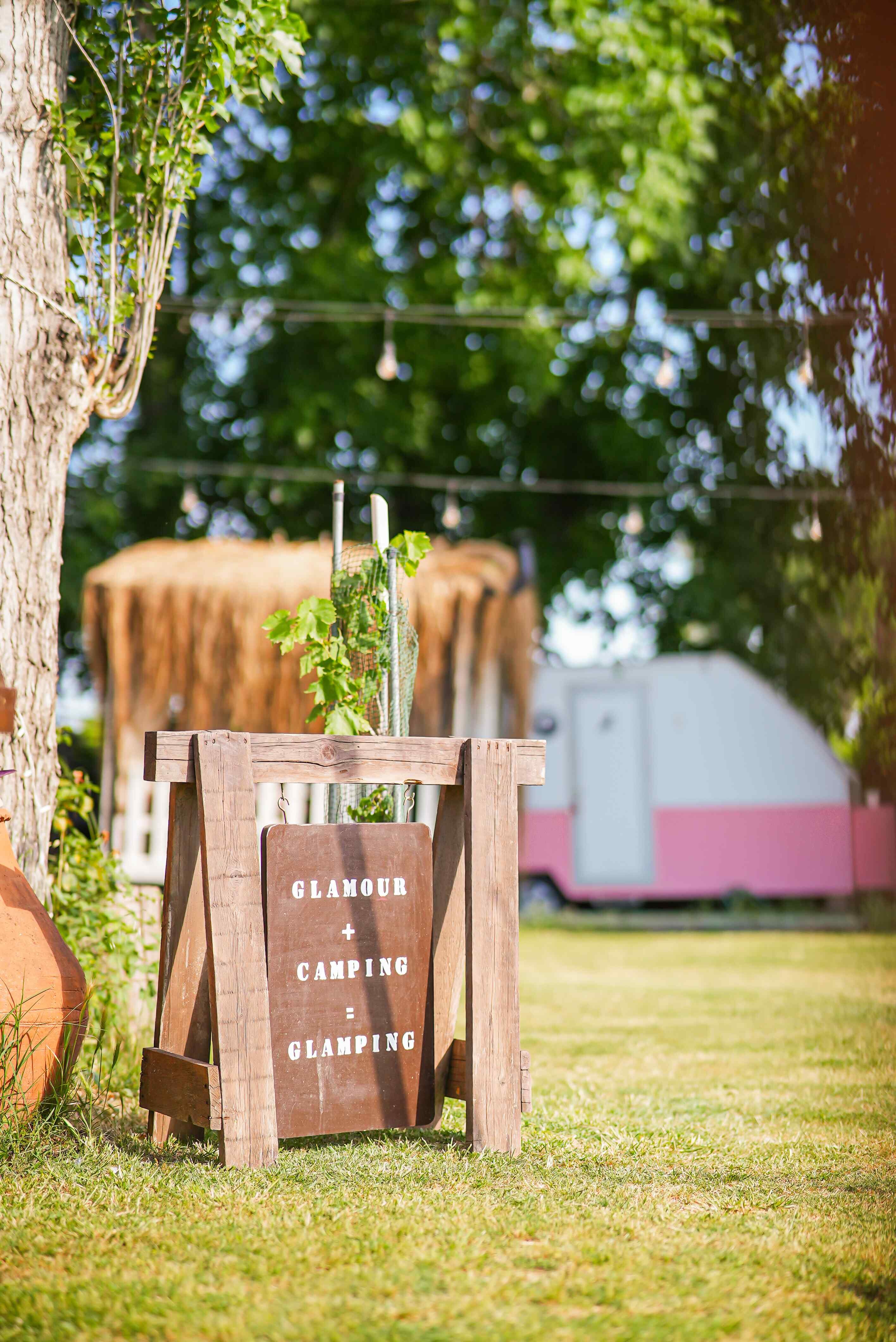 Mona Glamping Caravan Suites galeri 3