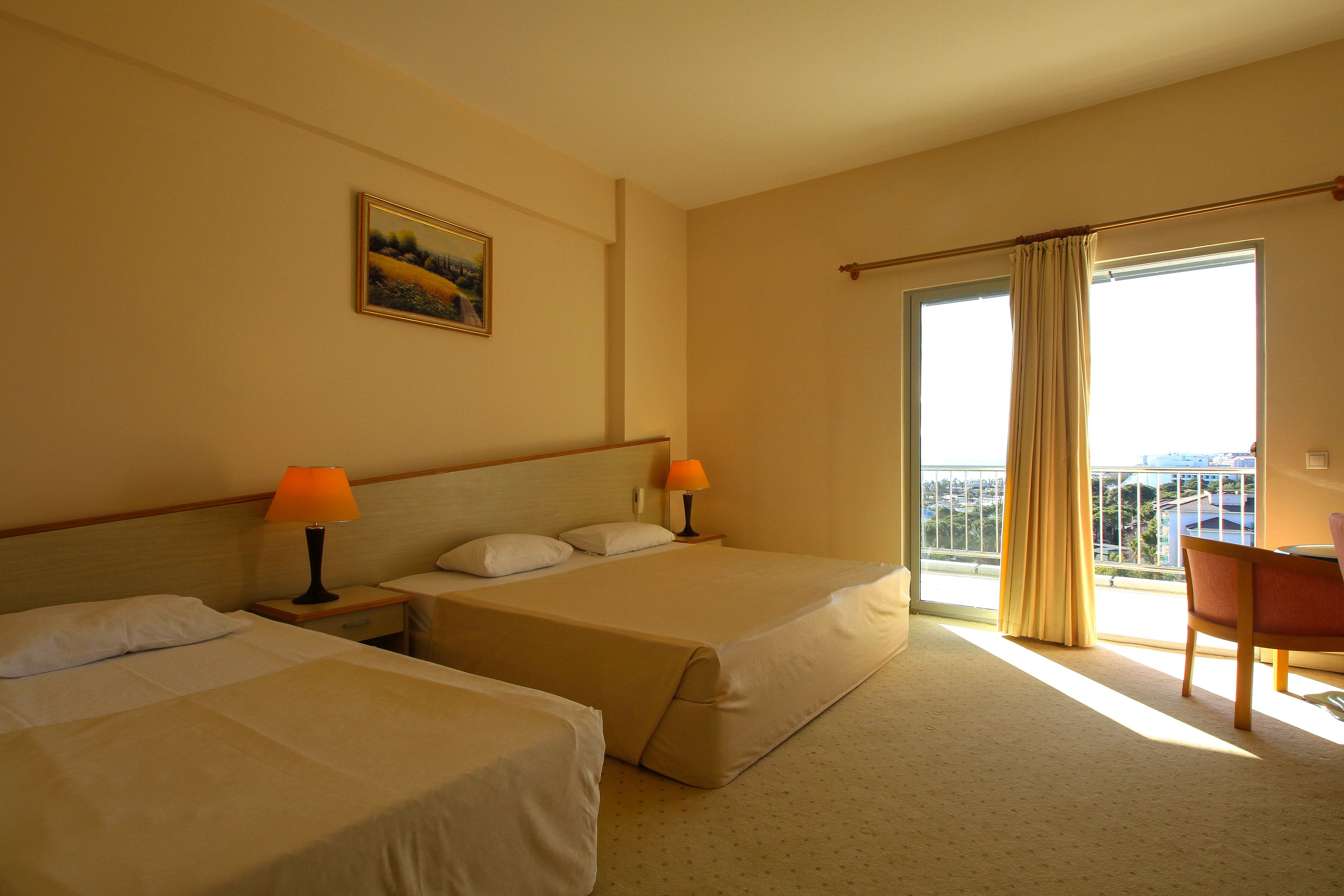Altis Resort Hotel & SPA Geniş Oda Kısmi Deniz Manz. 