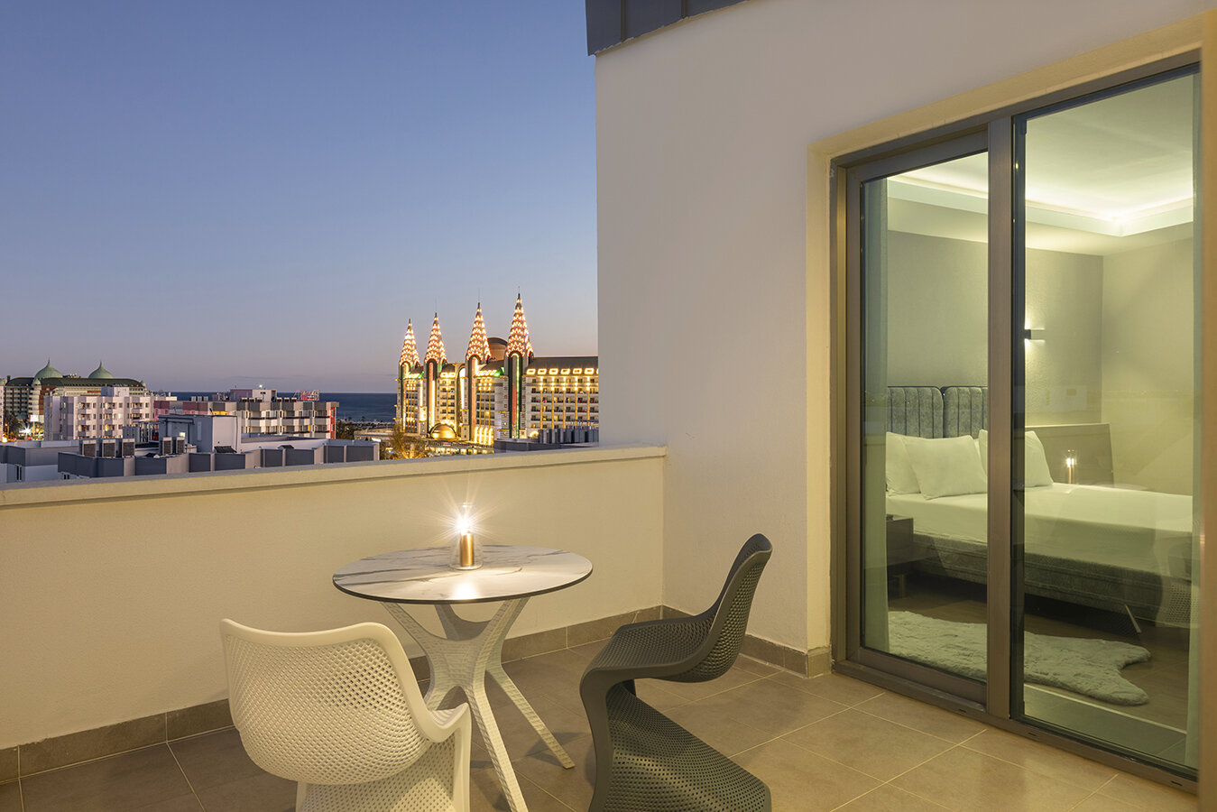Penthouse Deluxe Duplex Suite