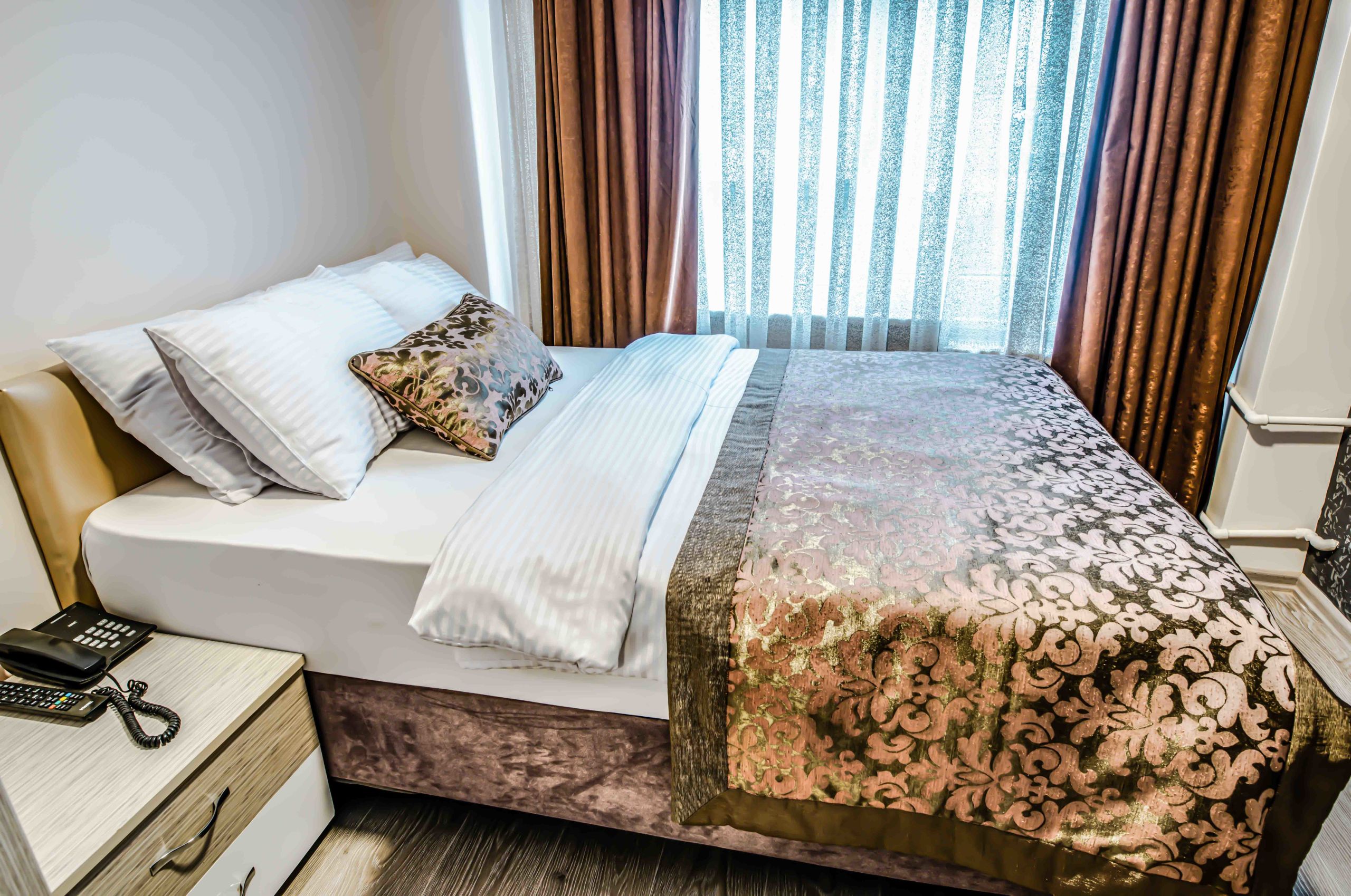 Lazz City Hotel