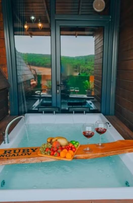 Suit Bungalov