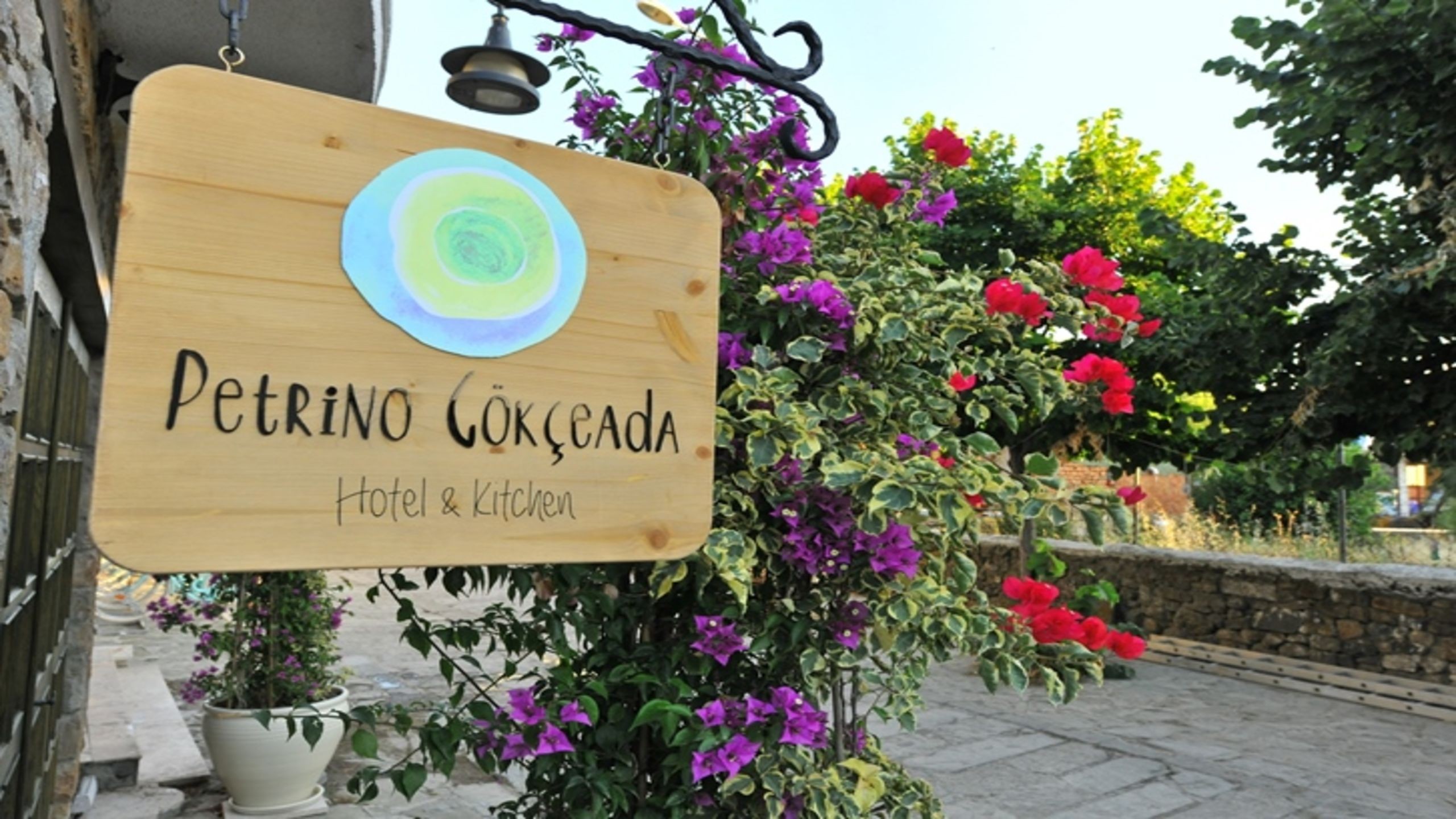 Petrino Gökçeada Hotel