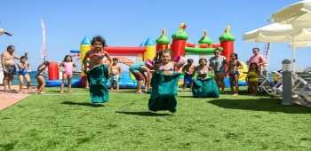 Mimoza Beach Hotel
