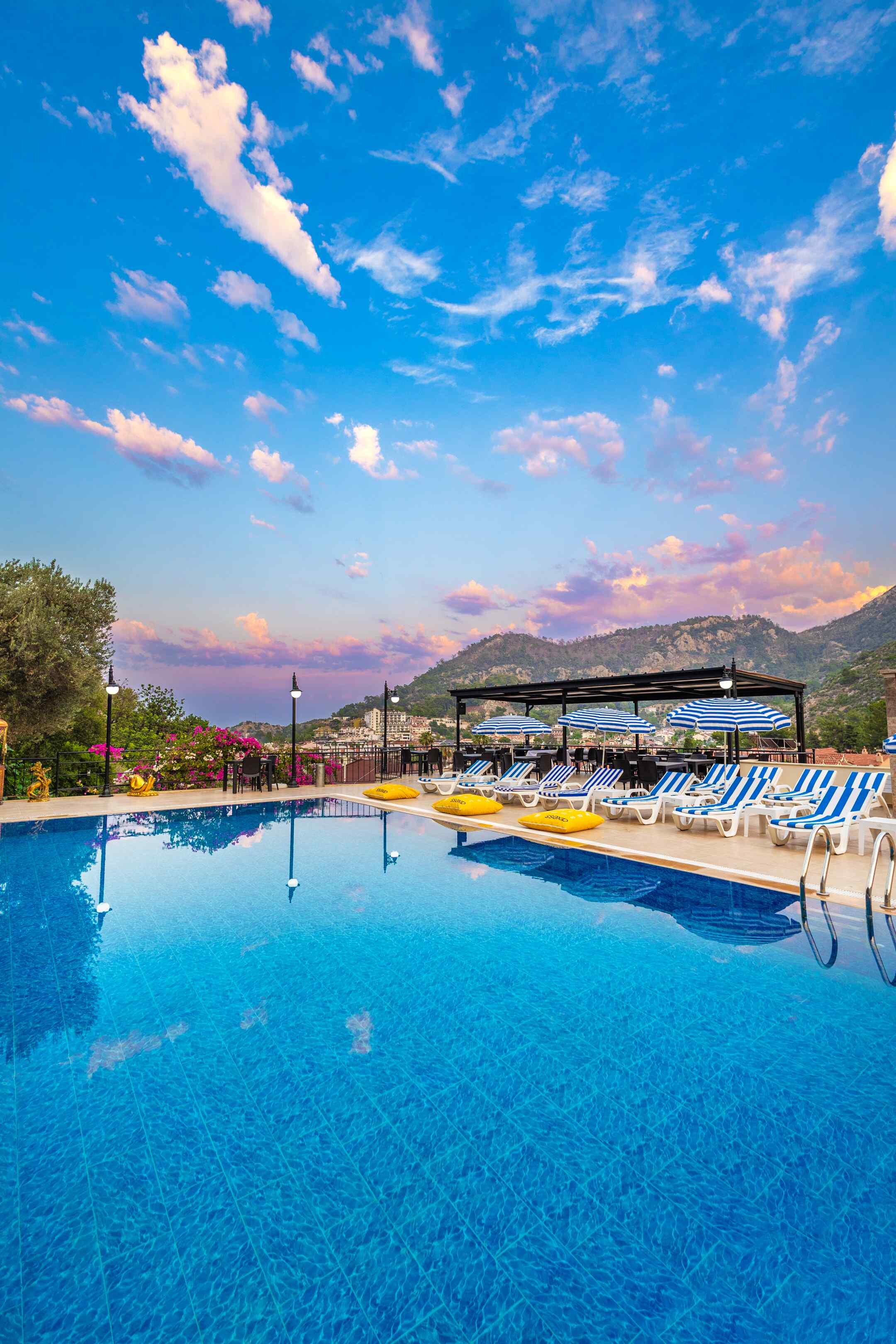 Leslion Hotel Turunç · 48