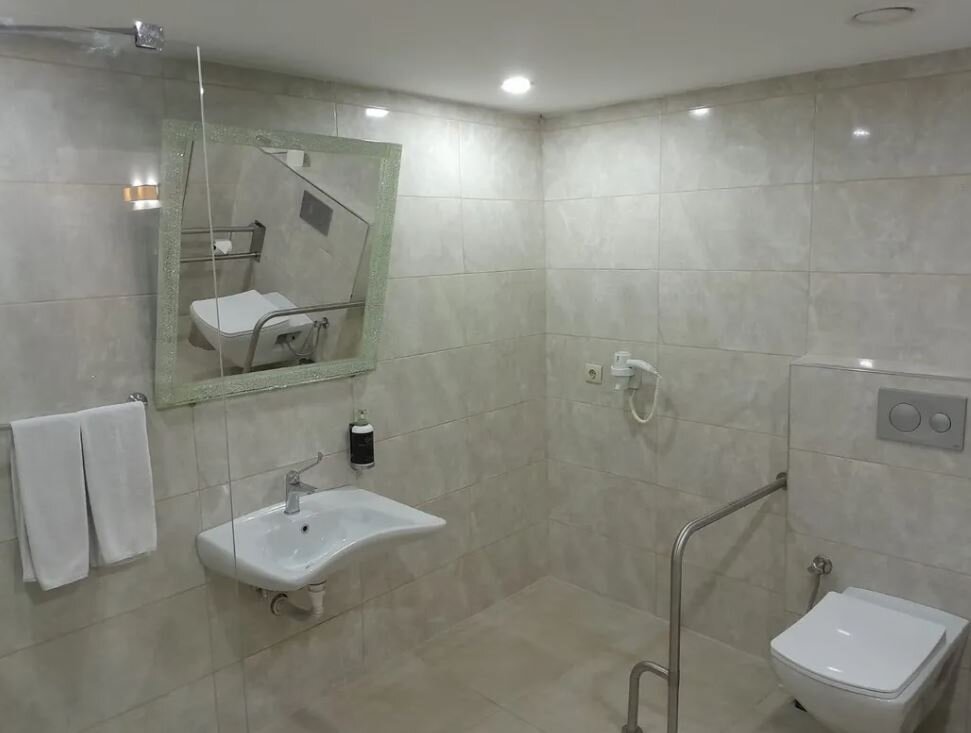 Grand Haliç Hotel