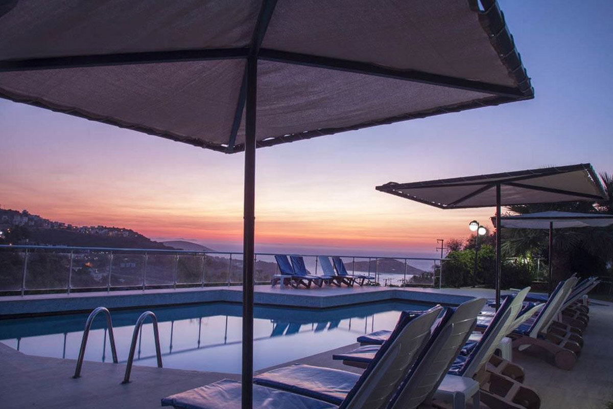 Golden Age Crystal Bodrum
