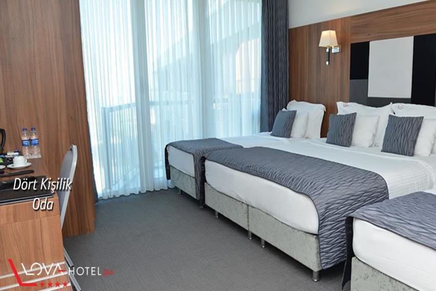Economy Room (4 Person)