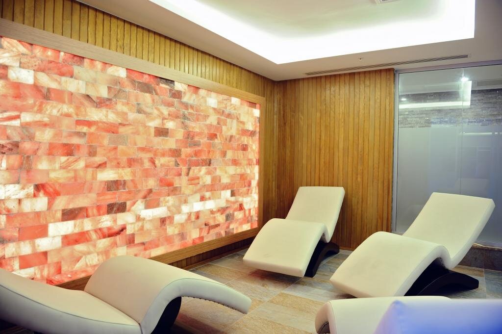 Ramada By Wyndham Bursa Çekirge Thermal & Spa · 10