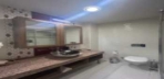 Standart Oda Deniz ve Köprü Manzaralı Görseli