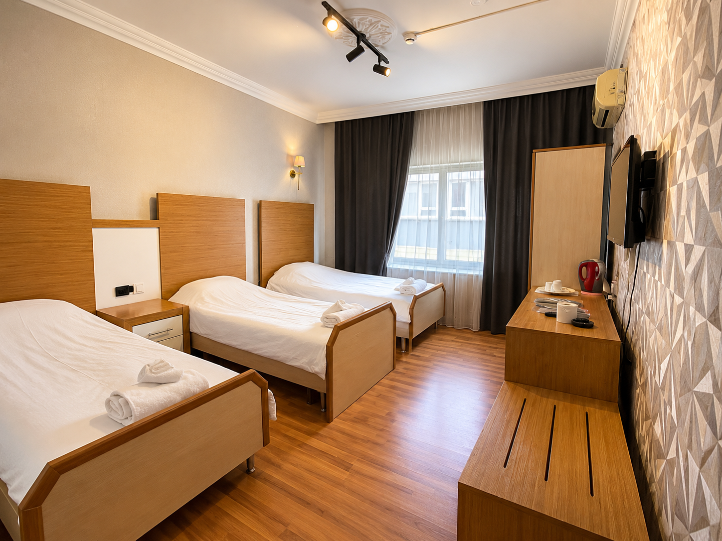 Otel Mola · 6