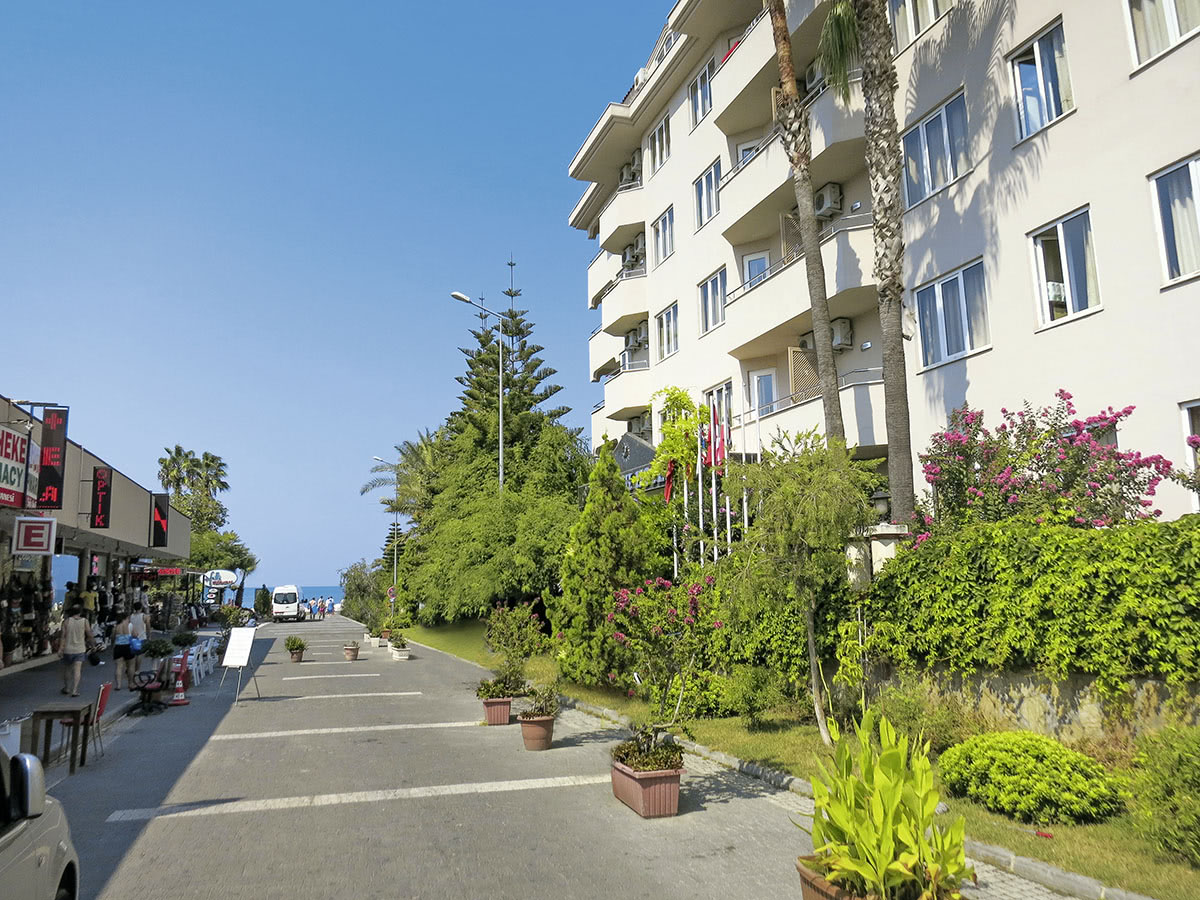 Side Bay Hotel
