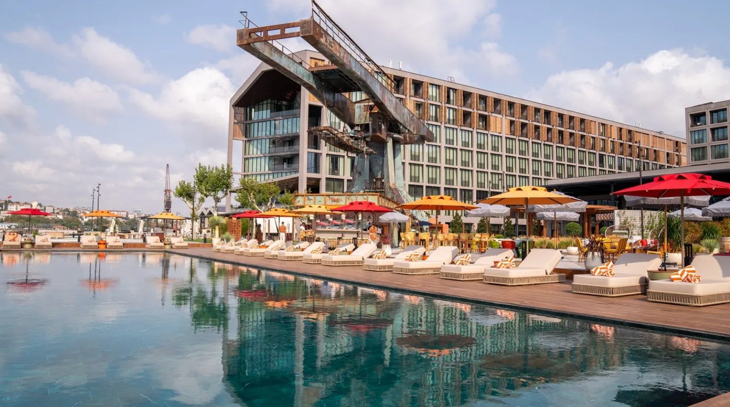 Rixos Tersane İstanbul + Nickelodeon Play Tersane Access · 27