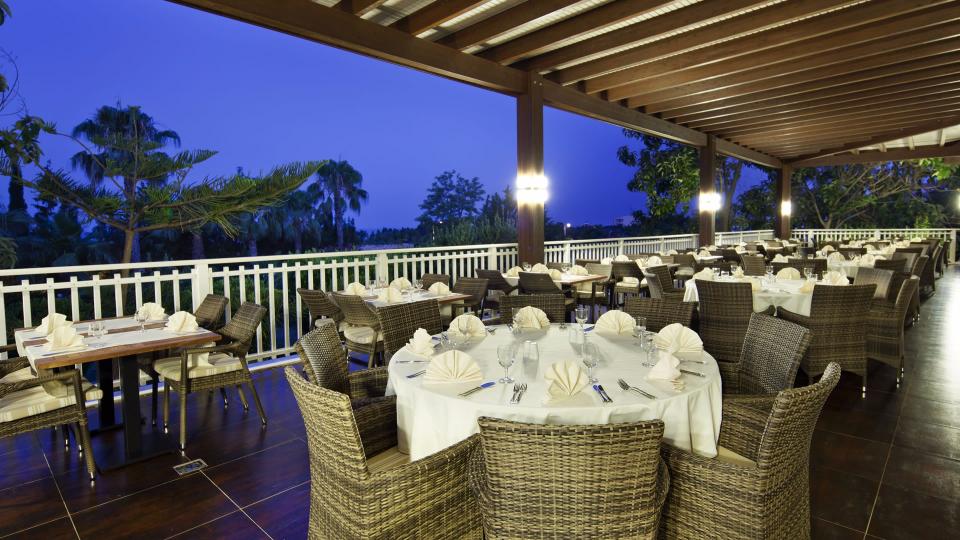 Club Grand Side Amazon Water World