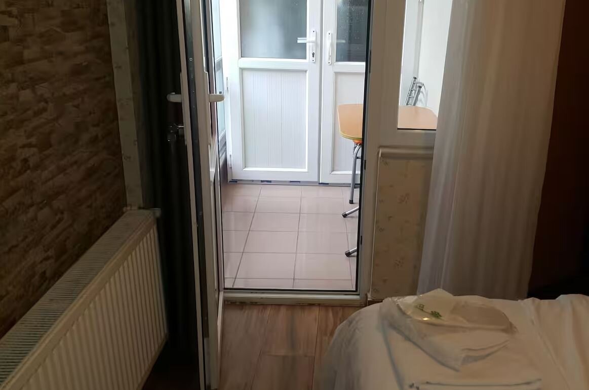 Standart Kapalı Balkonlu Oda