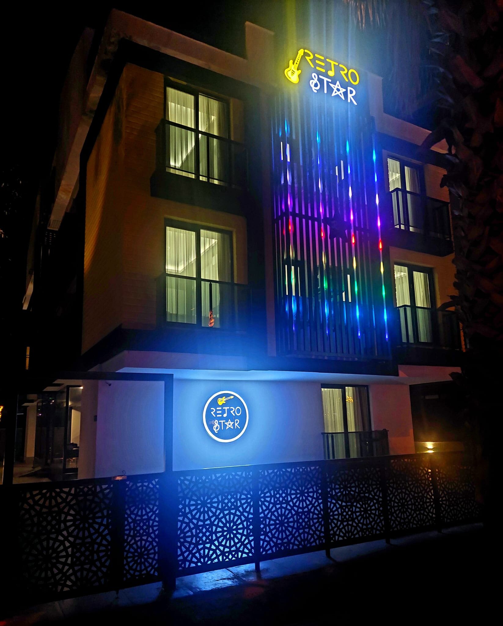 Retro Star Suites galeri 2
