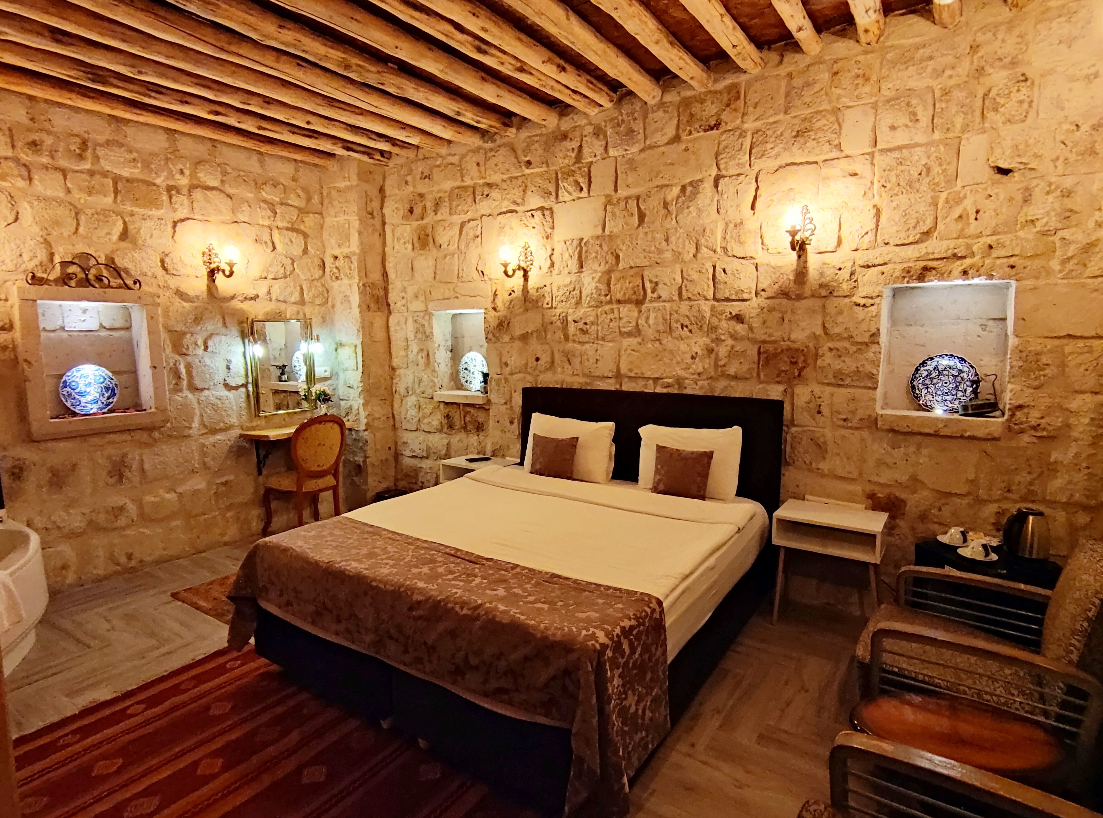 The Red Horse Hotel