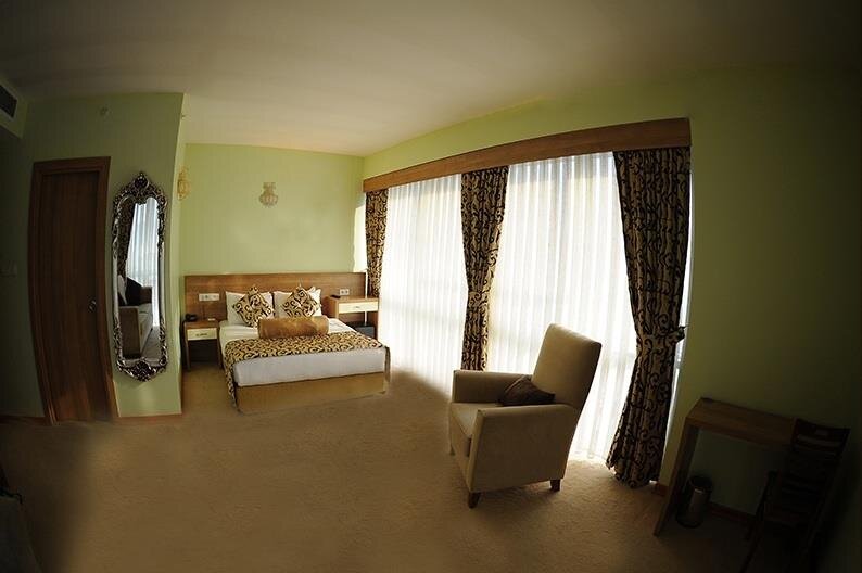 Nice Royal Hotel