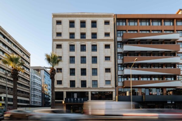 Alves Hotel İzmir