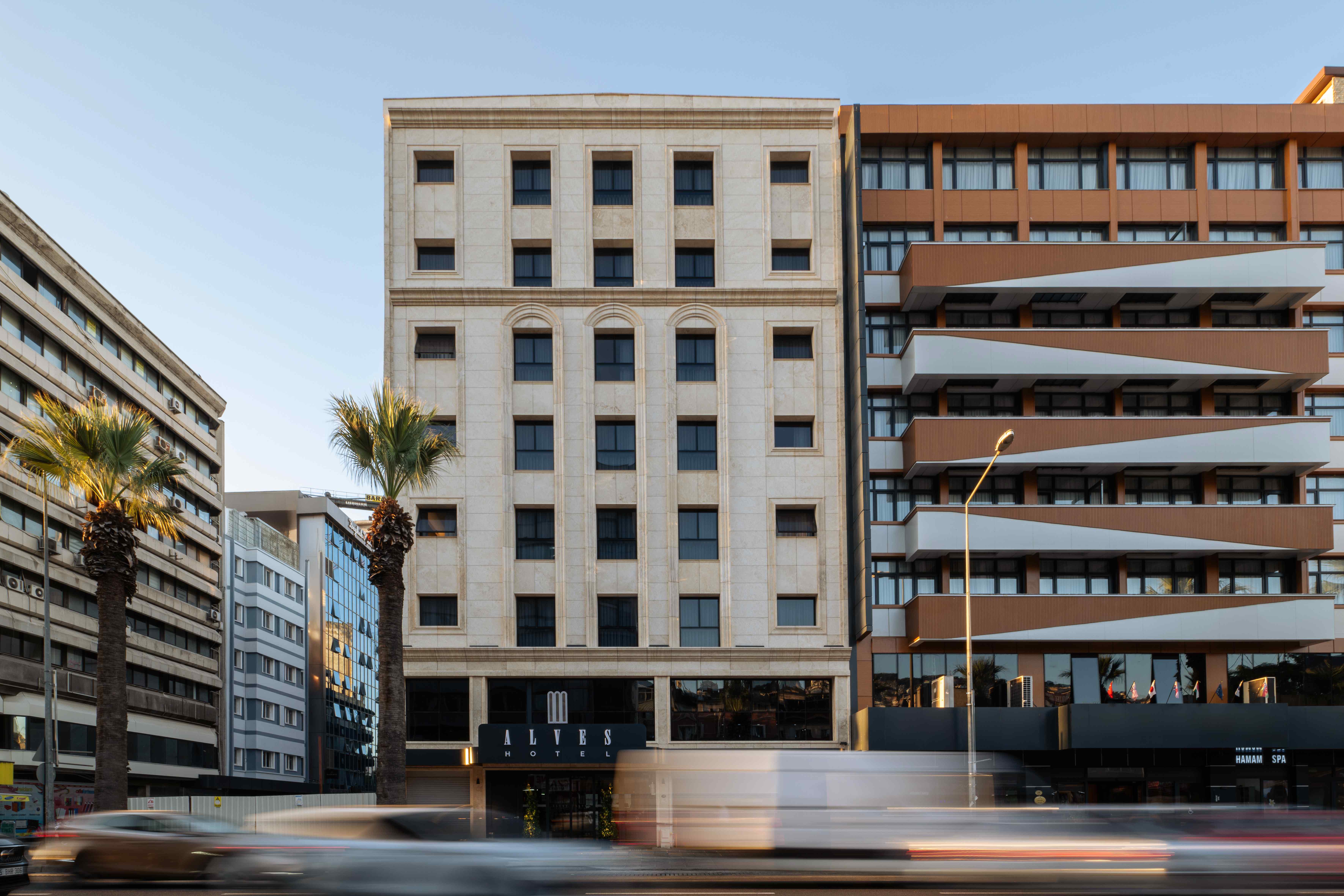 Alves Hotel İzmir