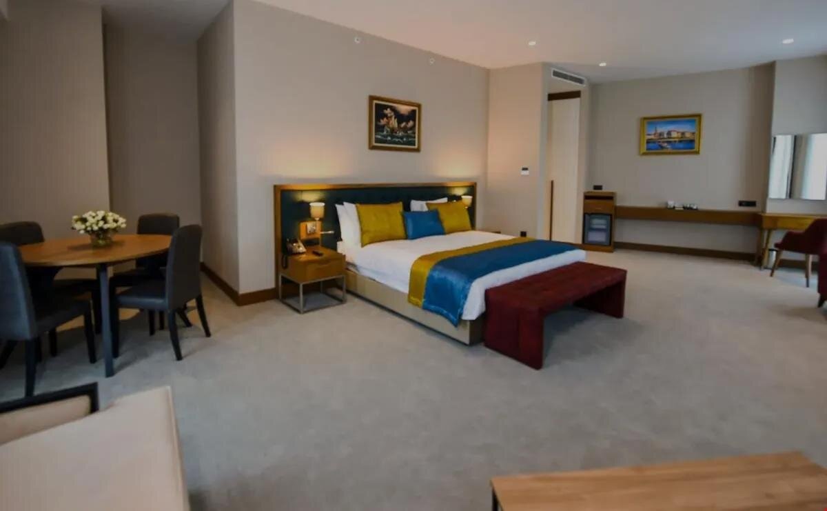 Cher Hotel & Spa