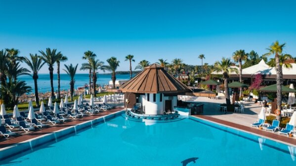 Emelda Sun Club