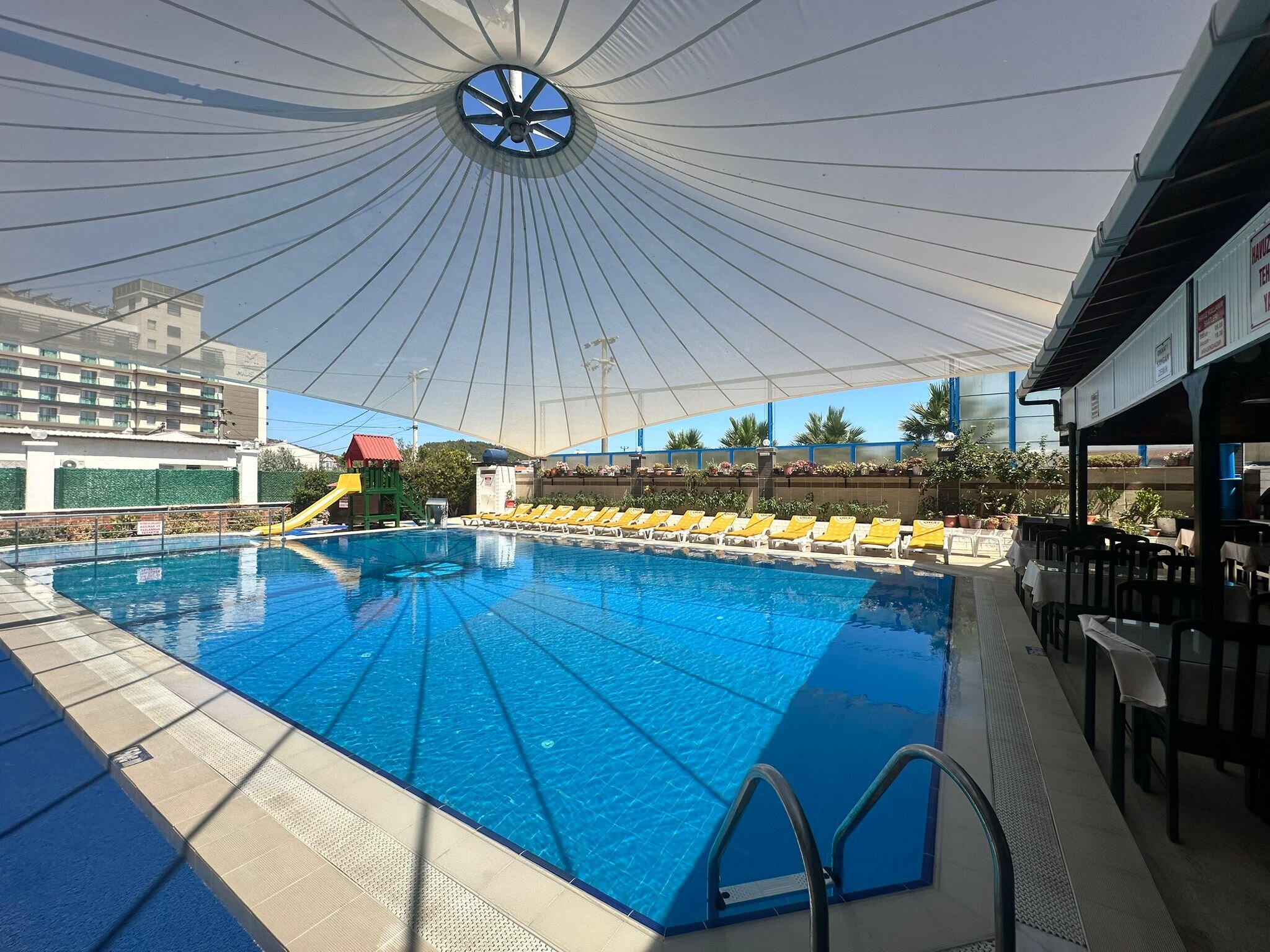 Nil Hotel Sarımsaklı