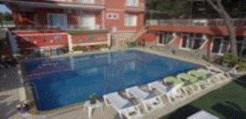 Tunç Otel · 77