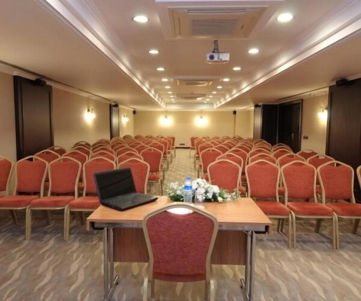 Taksim Gönen Hotel