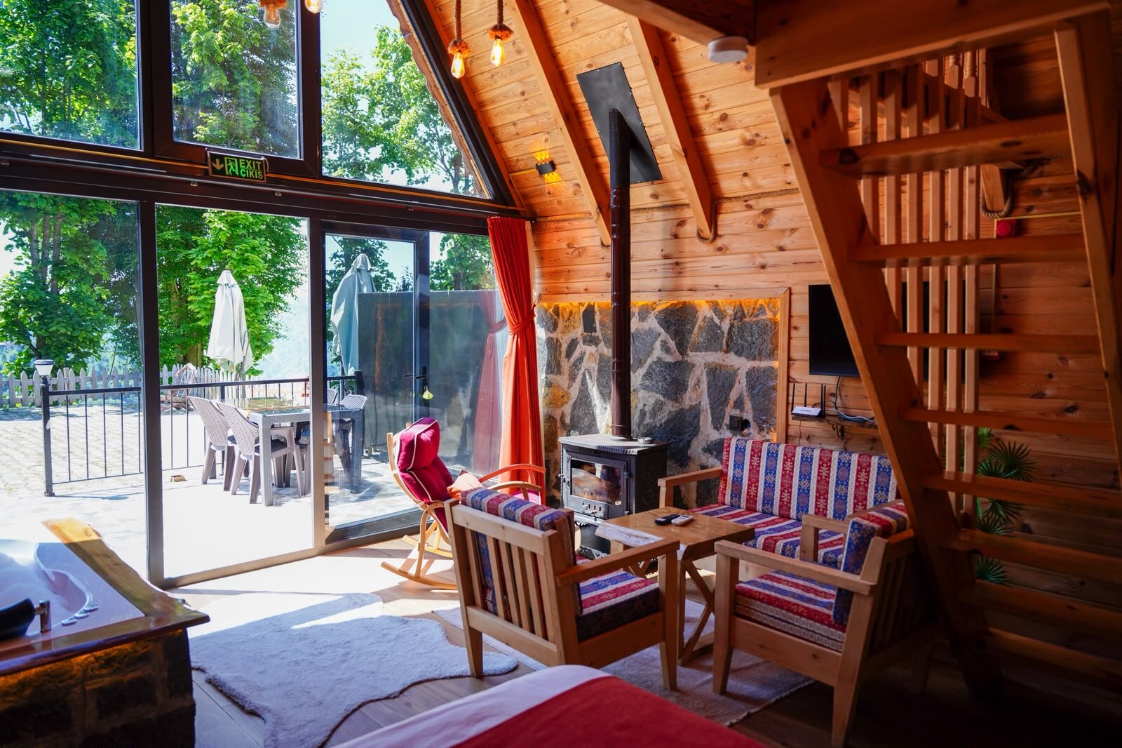 Turuncu Bungalov